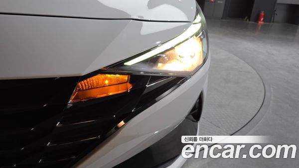 Hyundai Elantra 2021, фото 8