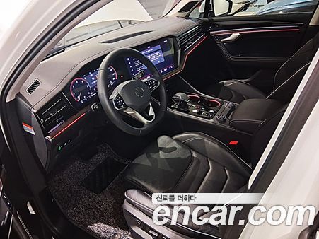 Volkswagen Touareg 2024, фото 11
