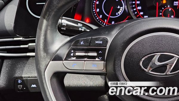 Hyundai Elantra 2021, фото 16