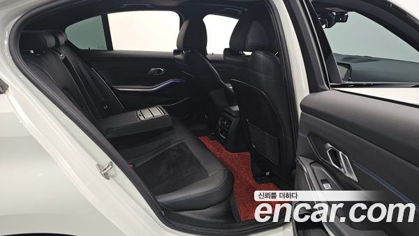 BMW 3 Series 2021, фото 15