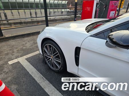 Porsche Panamera 2022, фото 20
