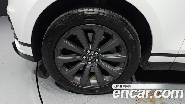 Land Rover Range Rover Velar 2023, фото 5