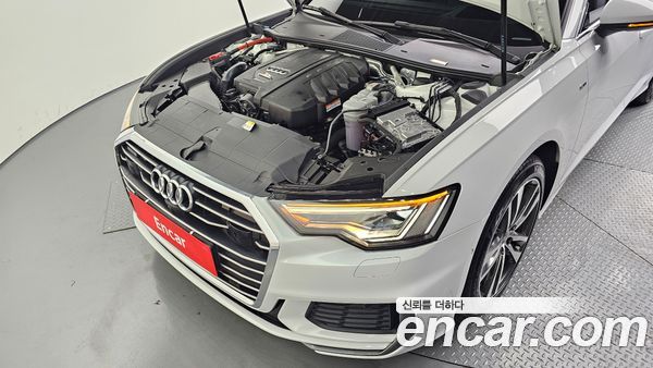 Audi A6 2022, фото 6