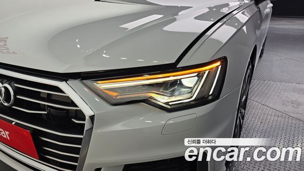 Audi A6 2022, фото 8