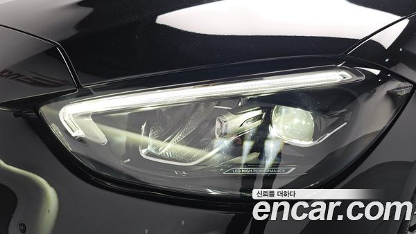 Mercedes-Benz C-Class 2024, фото 7