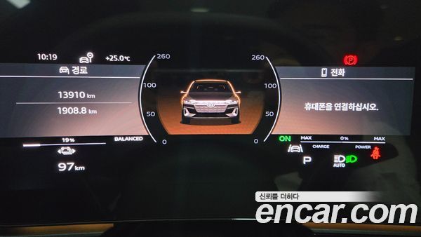 Audi A6 e-Tron 2025, фото 8