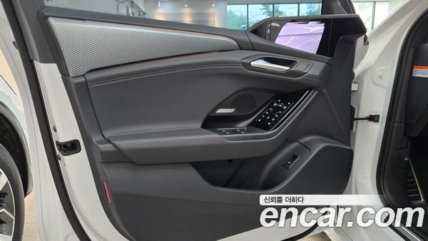 Audi A6 e-Tron 2025, фото 15