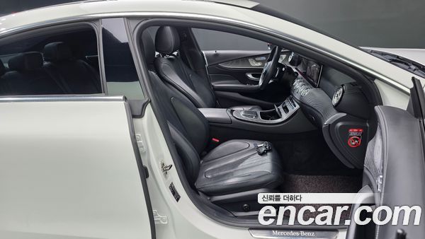 Mercedes-Benz CLS 2022, фото 16