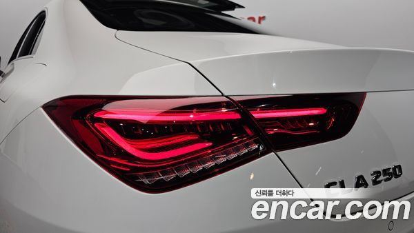 Mercedes-Benz CLA 2021, фото 8