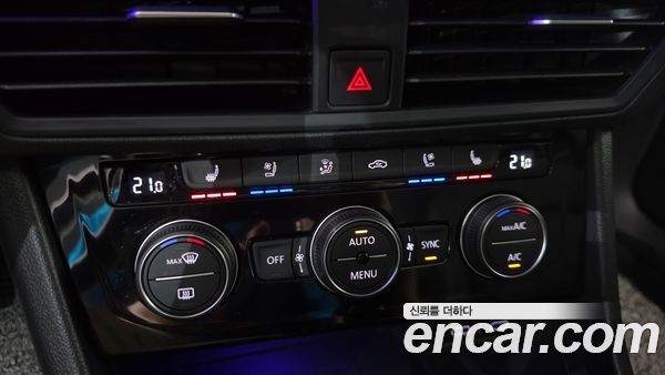 Volkswagen Jetta 2023, фото 31