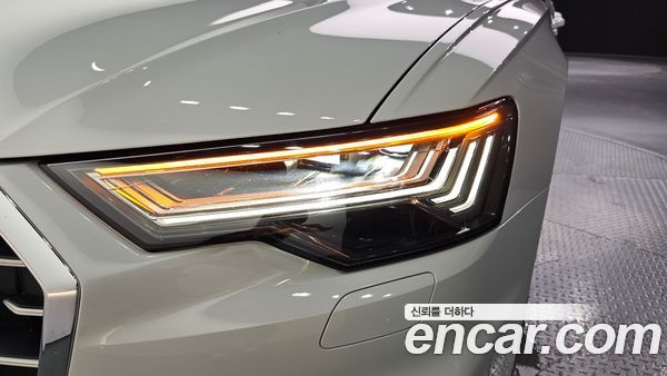 Audi A6 2023, фото 8