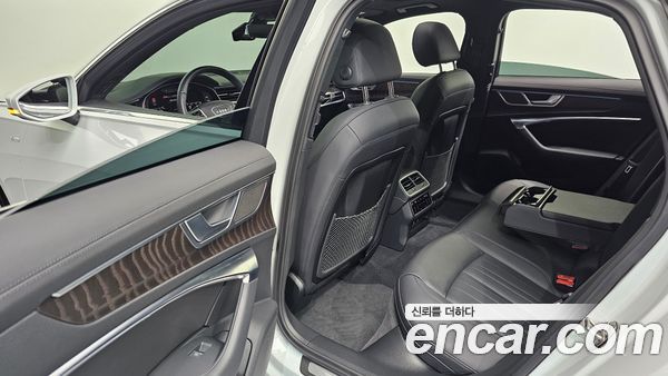 Audi A6 2023, фото 16