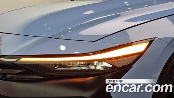 Hyundai Elantra 2025, фото 8