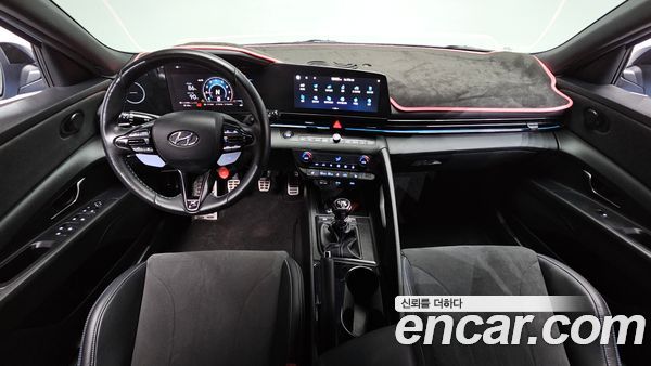 Hyundai Elantra 2022, фото 9