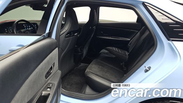 Hyundai Elantra 2022, фото 16