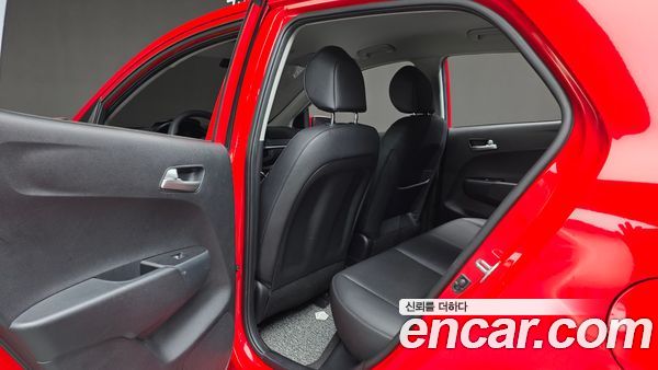 Kia Picanto 2023, фото 23
