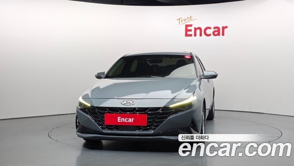 Hyundai Elantra 2021, фото 3