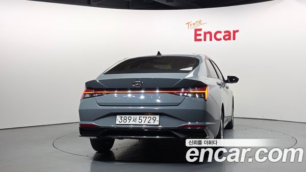 Hyundai Elantra 2021, фото 4