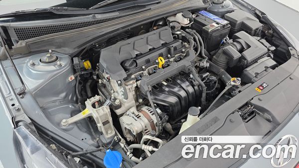 Hyundai Elantra 2021, фото 6