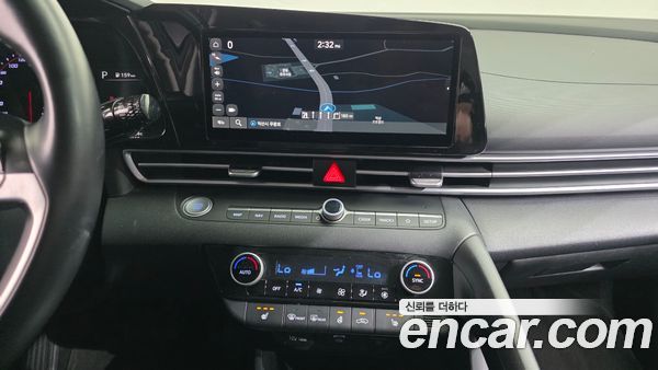 Hyundai Elantra 2021, фото 15