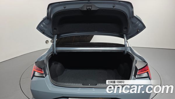 Hyundai Elantra 2021, фото 20