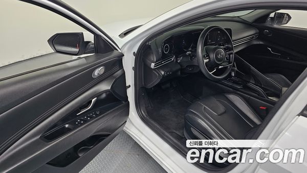 Hyundai Elantra 2021, фото 13