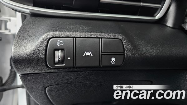 Hyundai Elantra 2021, фото 24