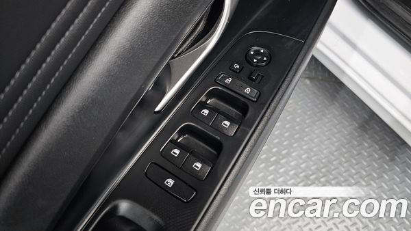 Hyundai Elantra 2021, фото 25