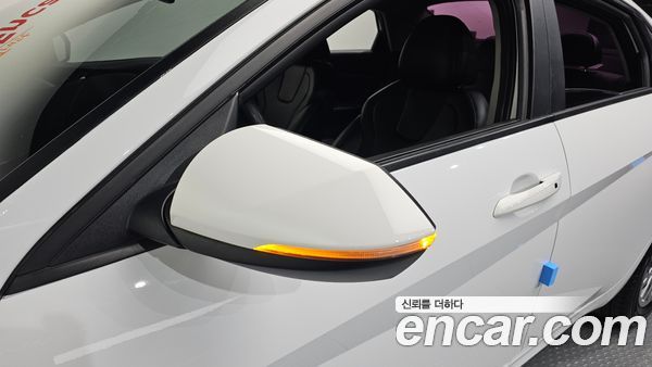 Hyundai Elantra 2021, фото 29