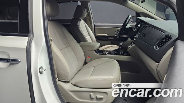 Kia Carnival 2020, фото 16
