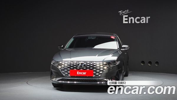 Hyundai Grandeur 2022, фото 3