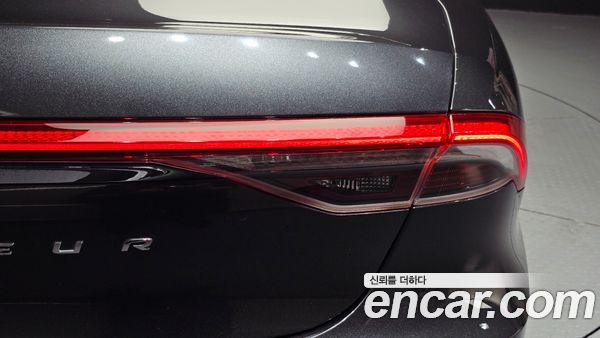 Hyundai Grandeur 2022, фото 9