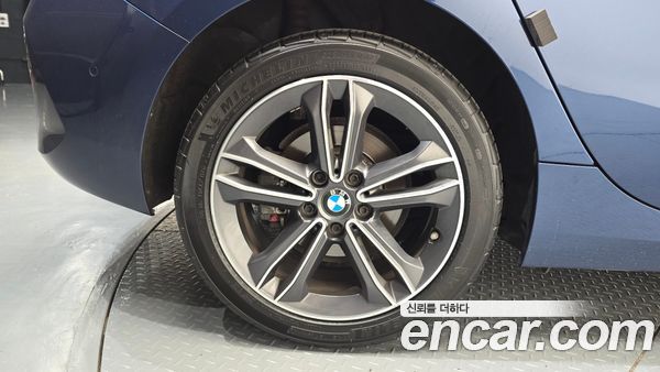 BMW 1 Series 2021, фото 5