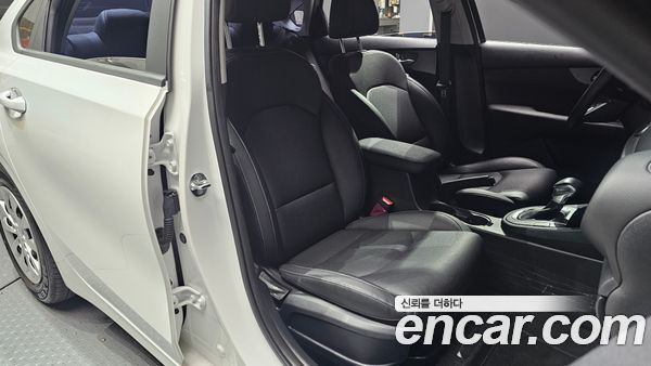Kia K3 2021, фото 17