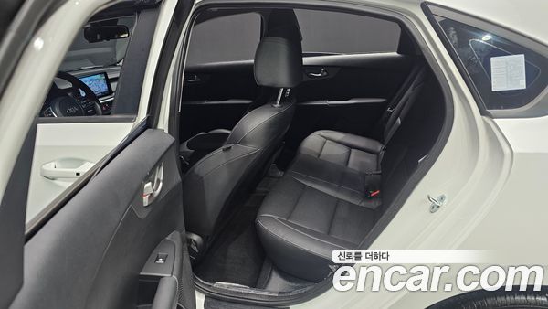 Kia K3 2021, фото 18