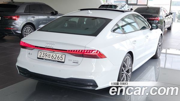 Audi A7 2025, фото 2