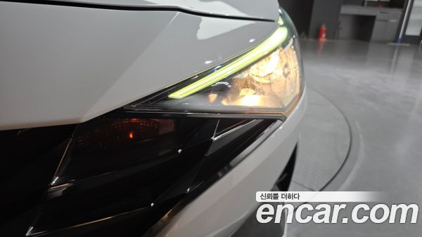 Hyundai Elantra 2021, фото 8