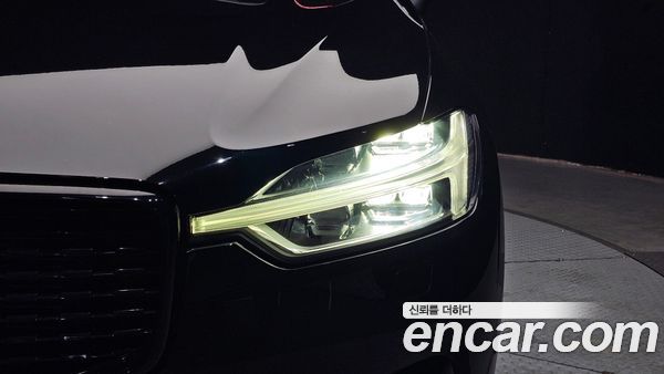 Volvo XC60 2021, фото 8