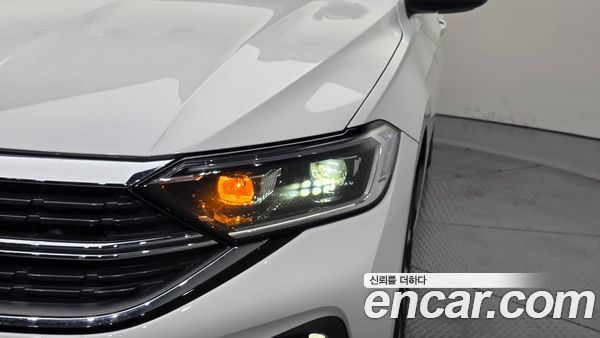 Volkswagen Jetta 2024, фото 8