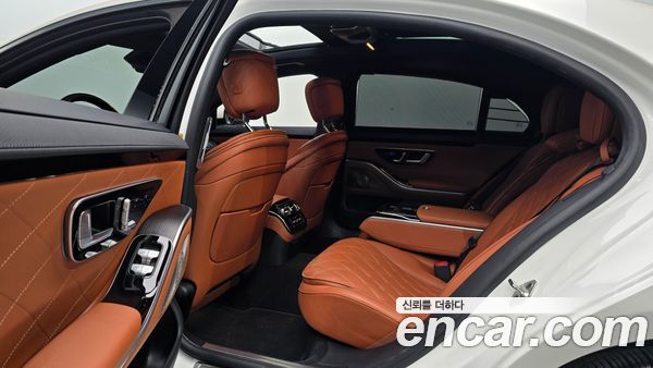Mercedes-Benz S-Class 2023, фото 18