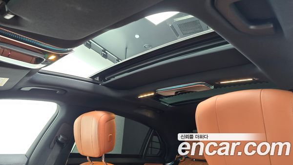 Mercedes-Benz S-Class 2023, фото 24