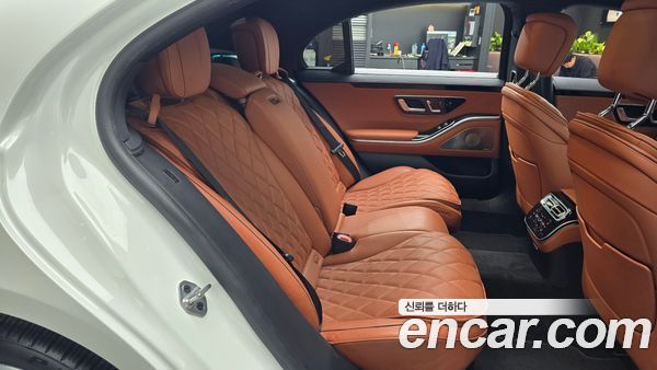 Mercedes-Benz S-Class 2023, фото 16