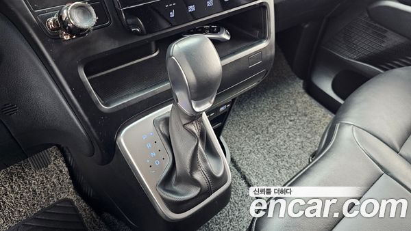 Hyundai Staria 2022, фото 9