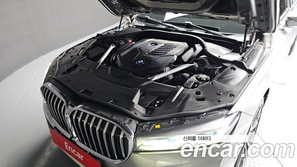 BMW 7 Series 2020, фото 6