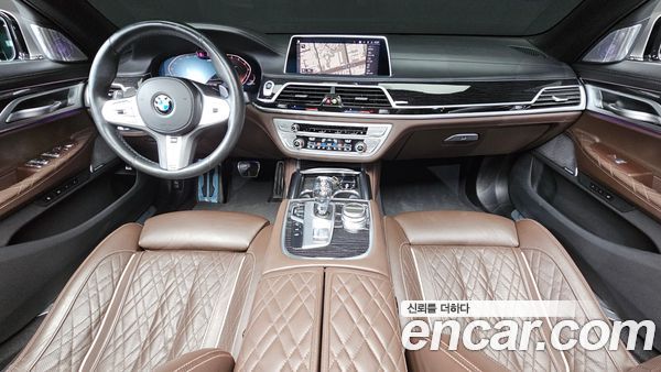 BMW 7 Series 2020, фото 10