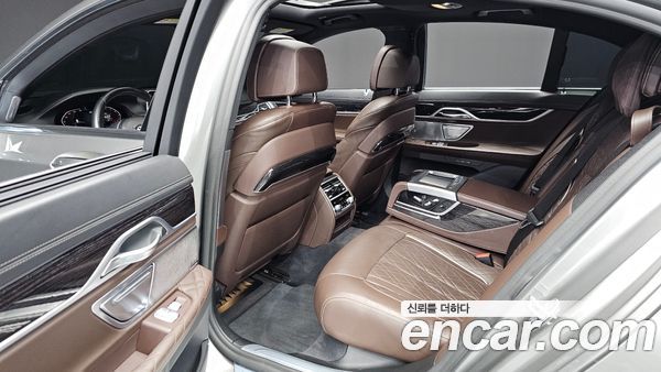 BMW 7 Series 2020, фото 17