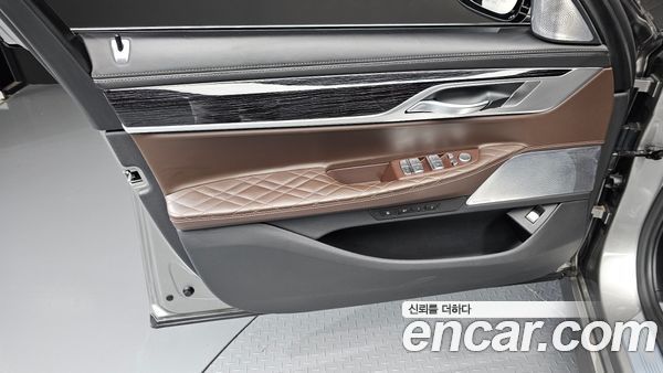BMW 7 Series 2020, фото 14