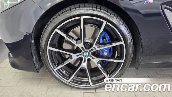 BMW 8 Series 2022, фото 5