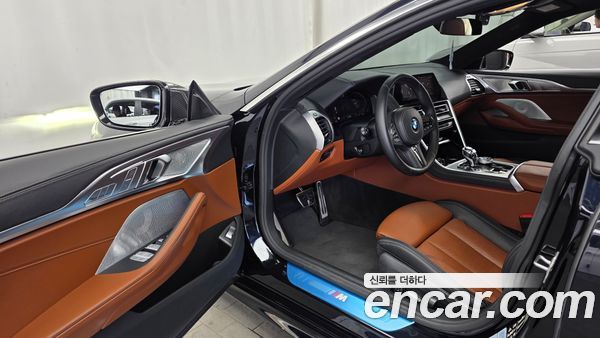 BMW 8 Series 2022, фото 13
