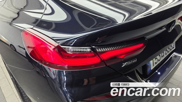 BMW 8 Series 2022, фото 9